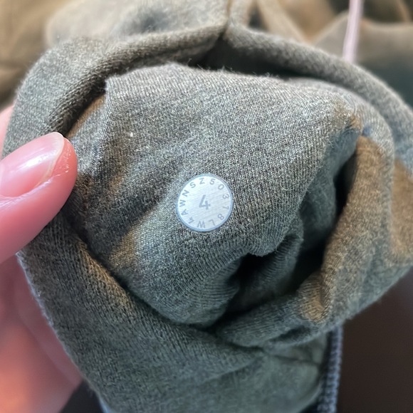 Lululemon scuba full zip - Picture 2 of 2